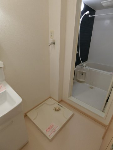 ノイブリーゼⅡの洗面所