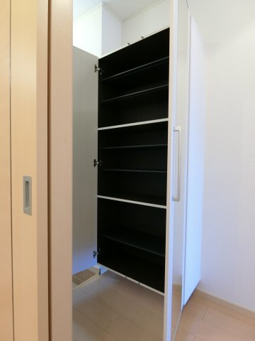 ノイブリーゼⅡの収納