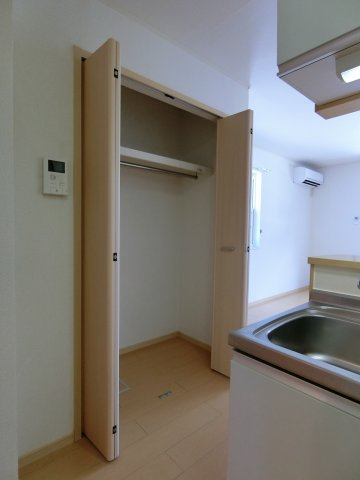 ノイブリーゼⅡの収納