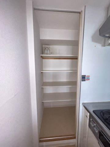 アーバネックス神戸駅前の収納