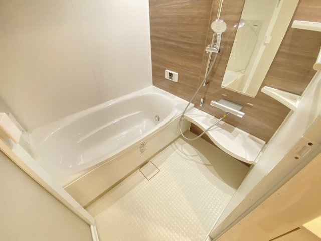 グラサ真田山の浴室