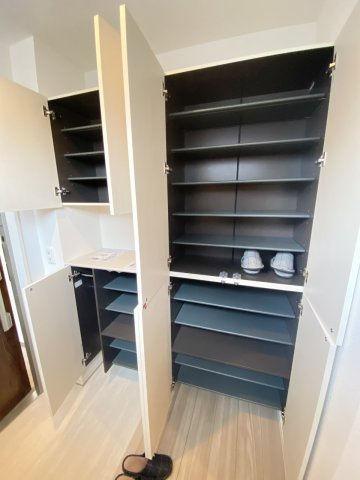 グラサ真田山の収納