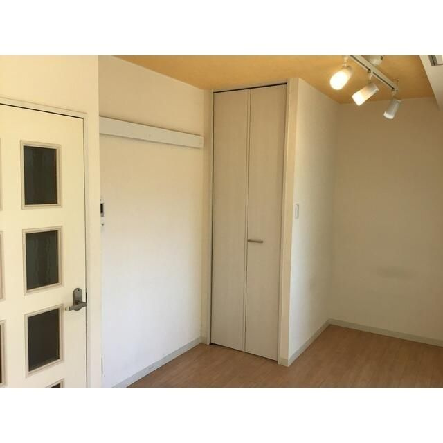 ブリリアンス西川口の居間・リビング