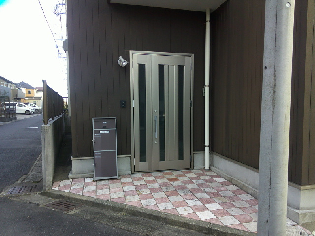 千葉市花見川区三角町の事務所