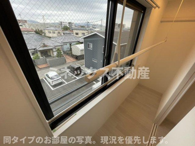 【玄関】 | Growth Daiou | 同タイプのお部屋の写真。現況を優先します。