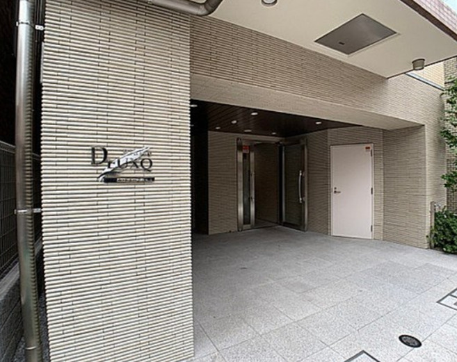 プレール・ドゥーク浅草Ⅲのエントランス