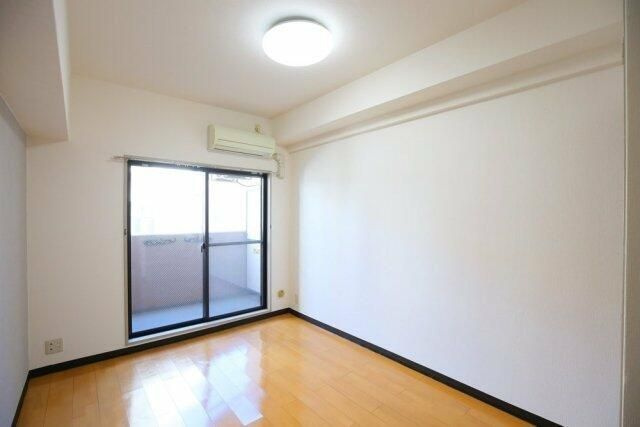 フェニックス大塚駅前の居間・リビング