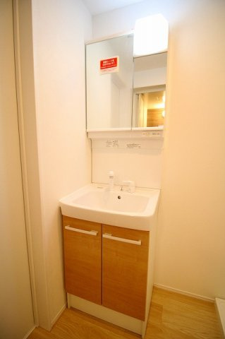 willrest周船寺の洗面所|明るい洗面所です