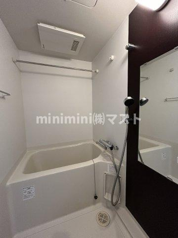 アドバンス大阪ベイシティの浴室