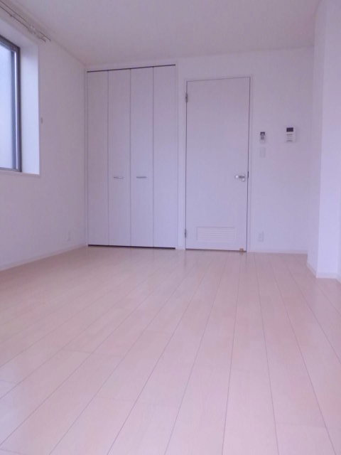 横浜ミナトハイムの洋室