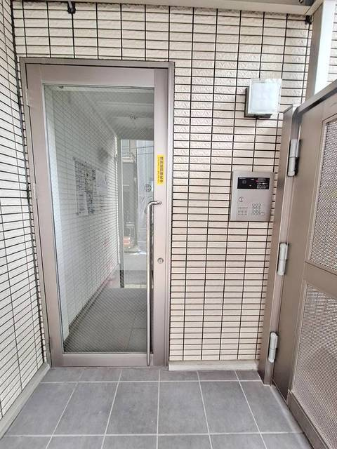 横浜ミナトハイムのロビー|オートロック