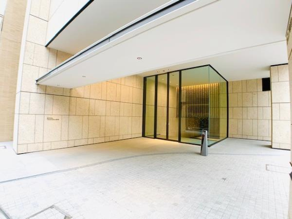 Ｂｒｉｌｌｉａ高輪ＲＥＦＩＲのエントランス|ゆとりのあるエントランスです
