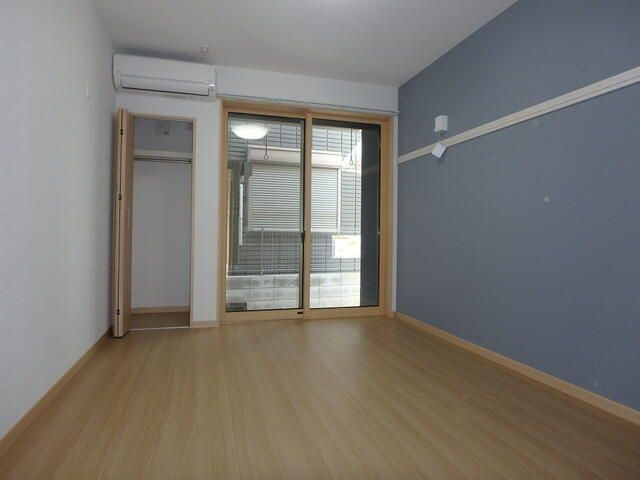 ノースグリーン大久保の寝室|船橋市立三山東小学校まで1307m