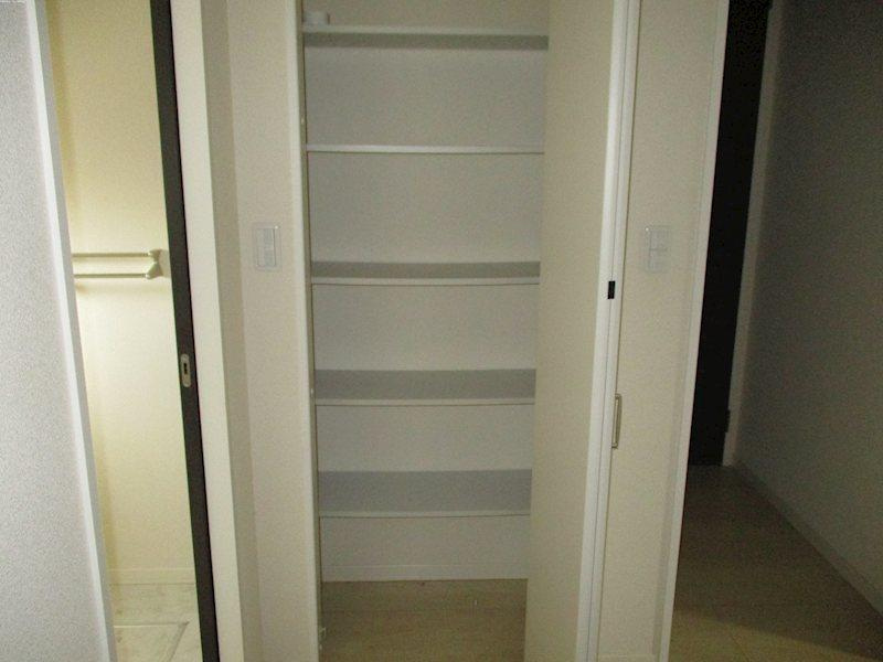 明石市大久保町大窪のアパートの収納