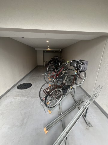 ガーラ・プレシャス練馬の駐車場