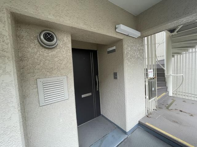 横浜パークタウンＩ棟のエントランス