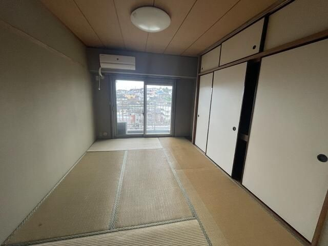 横浜パークタウンＩ棟の居間・リビング