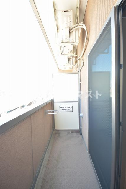 アルバス弁天町のバルコニー