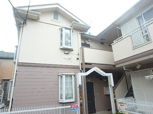 ルネサンス平和台のエントランス