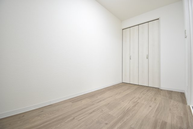 【寝室】 | EIJU Tsukamoto | 洋室4.0帖