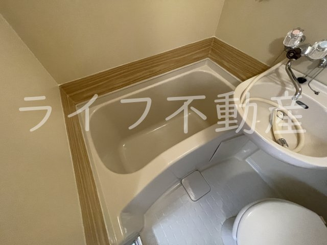 大宝小阪CTスクエアの浴室