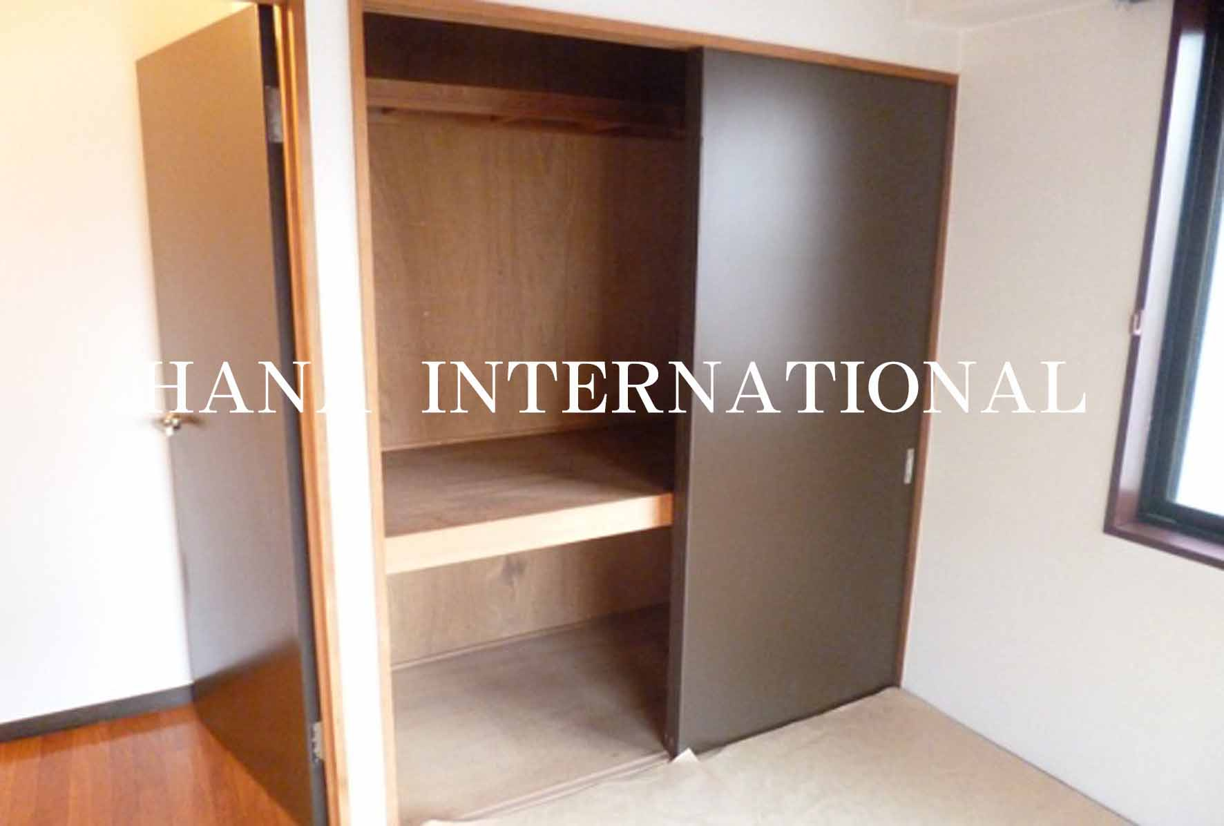 メンション・ロータスの玄関