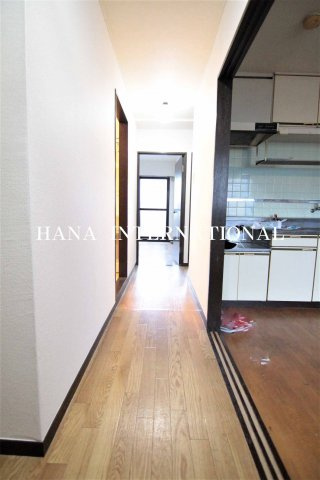 メンション・ロータスの玄関