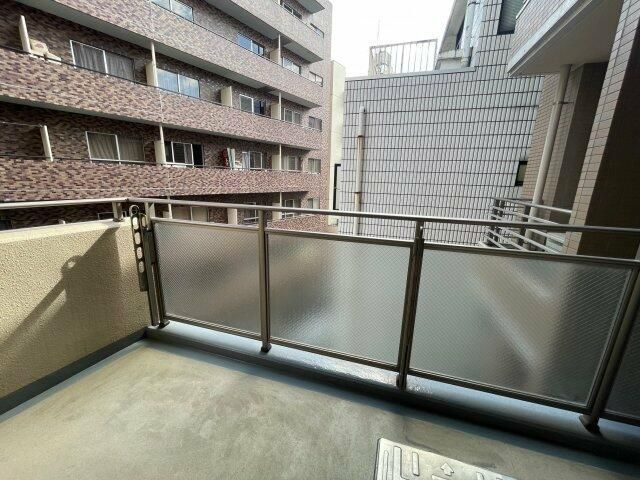 ファミール表参道ベルファース のバルコニー