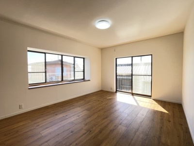 【洋室】 | 津市高茶屋４丁目