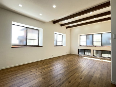 【居間・リビング】 | 津市高茶屋４丁目 | ＬＤＫ