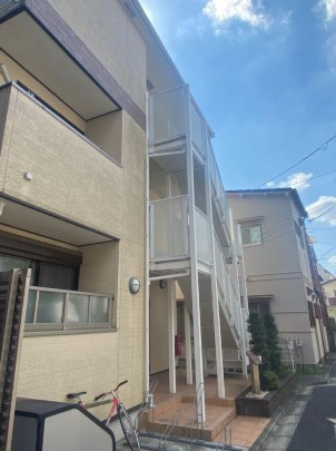 メゾンせせらぎのエントランス