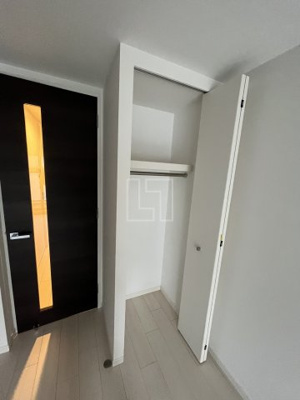 【収納】 | レオンコンフォート難波サウスゲート | レオンコンフォート難波サウスゲート　クローゼット