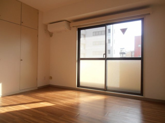 【洋室】 | ヴィラカトレア