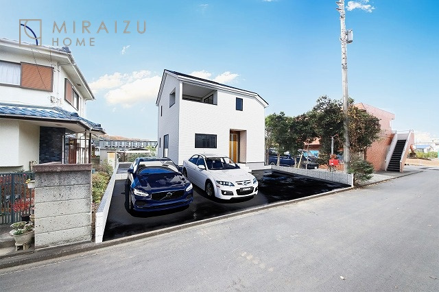 【完成予想図】 | ※イメージ　青く澄み渡った綺麗な空と、陽の光をたっぷりと受ける、そんな新築住宅で新生活をスタートしてみませんか？見学・ご相談等、ミライズホーム(株)までお気軽にご連絡下さい。