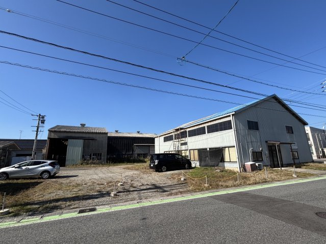 境港市外江町　土地建物の外観