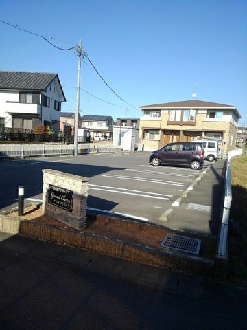 グランド　チェリーの駐車場|駐車場です