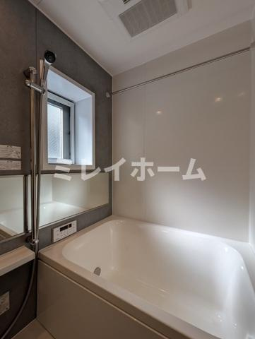レジディア南雪谷の浴室