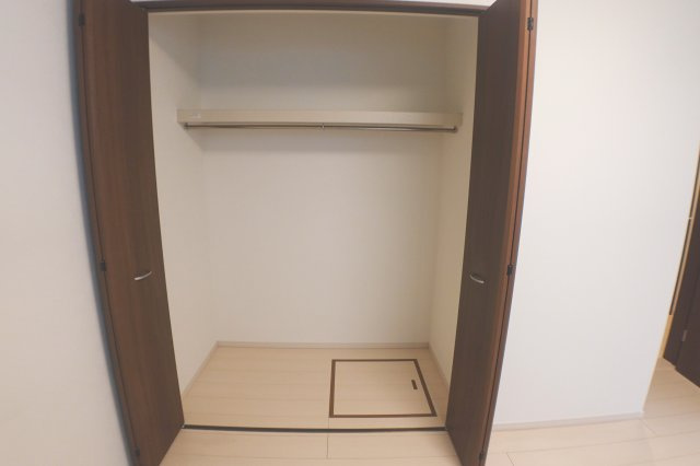 川口市青木二丁目戸建の収納