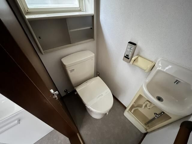 六ッ川２丁目貸家のトイレ