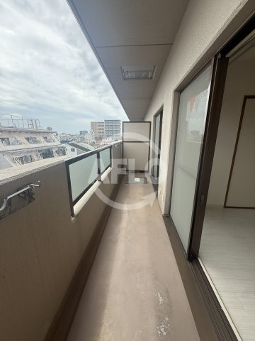 ヴィラシャトーのバルコニー|ヴィラシャトー　バルコニー