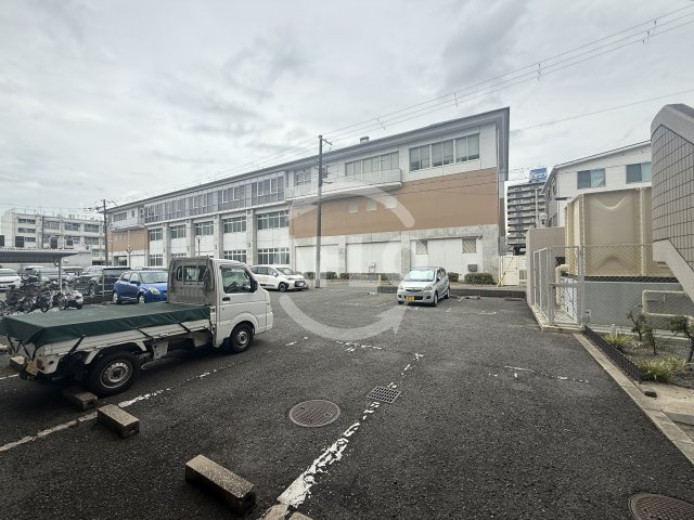 ヴィラシャトーの駐車場|ヴィラシャトー　駐車場