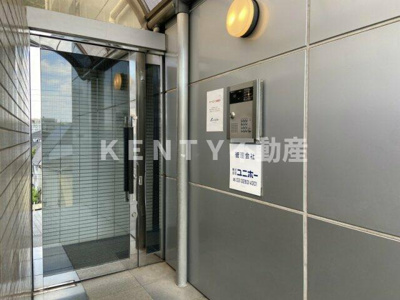 【エントランス】 | ヴァン・デスポワール | 建物の内部です