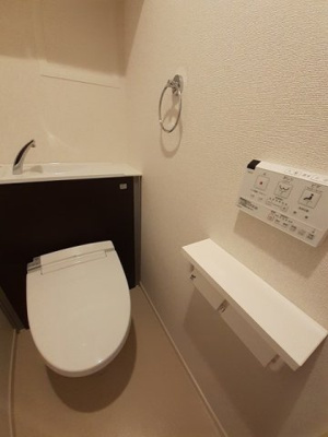 【トイレ】 | ロワモンターニュ