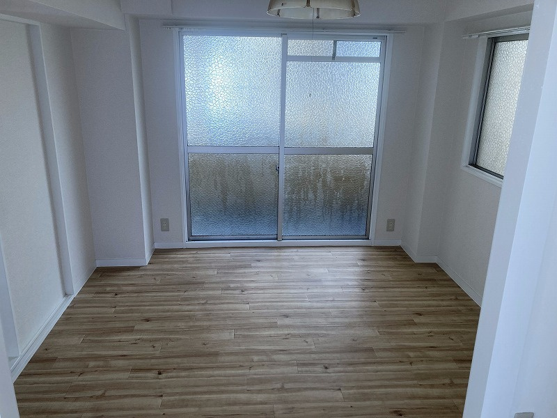 ドルメン大山の洋室