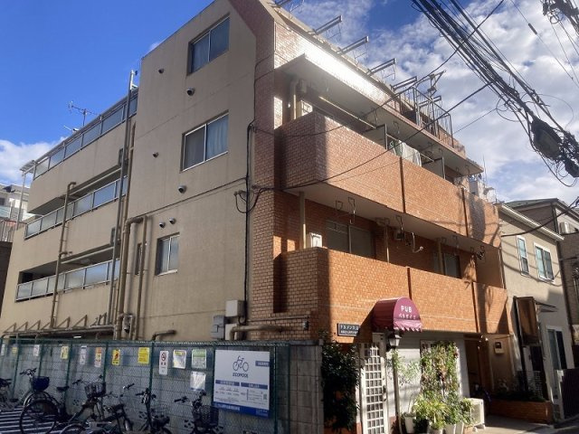 ドルメン大山の外観