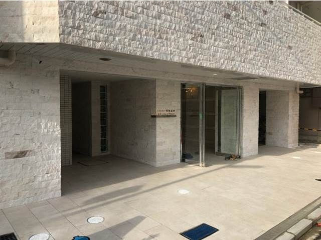 リヴシティ横濱蒔田ステーションアリーナのエントランス