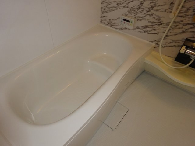 アイグリーンの浴室