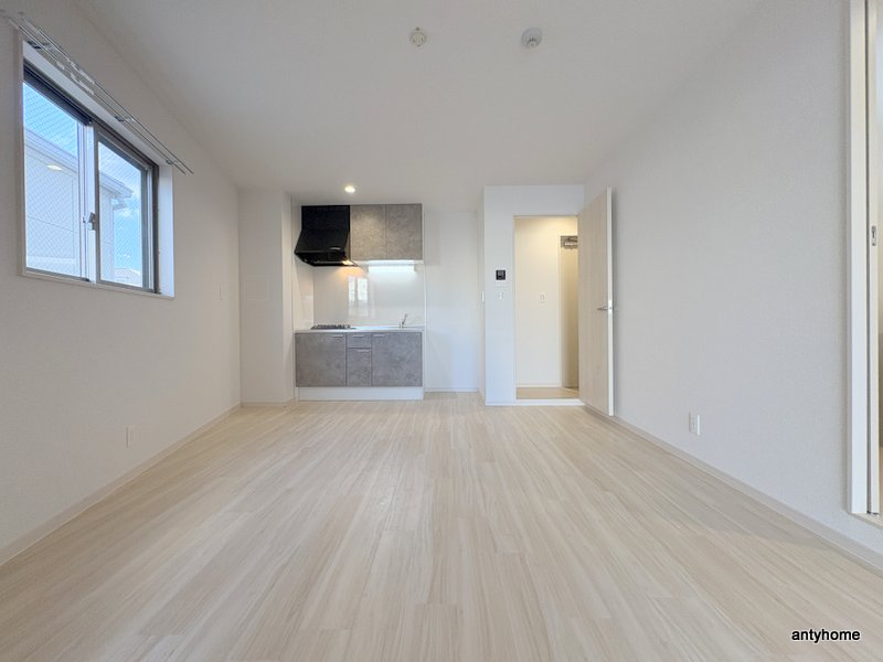 アルカンシェルコート緑橋　仲介手数料無料の居間・リビング