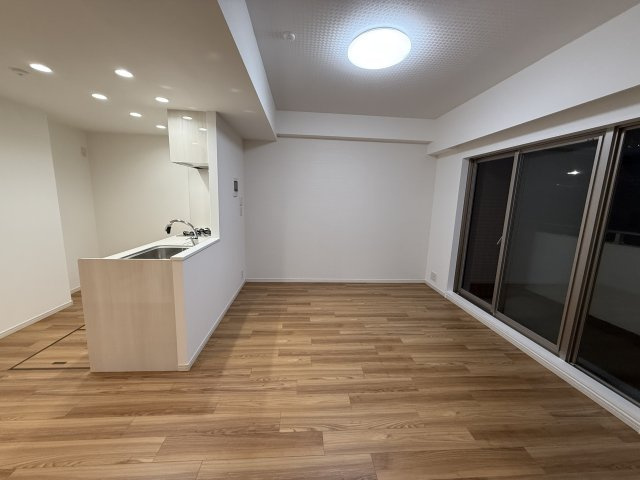 クレストフォルム浅草ブライトコートの居間・リビング