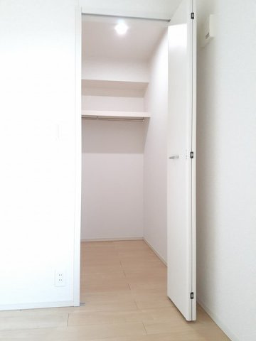 ラウレア　Ⅱの収納